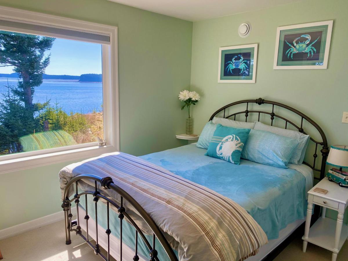 Goldilocks Bed & Breakfast Кодиак Экстерьер фото