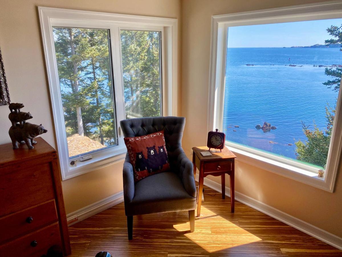 Goldilocks Bed & Breakfast Кодиак Экстерьер фото